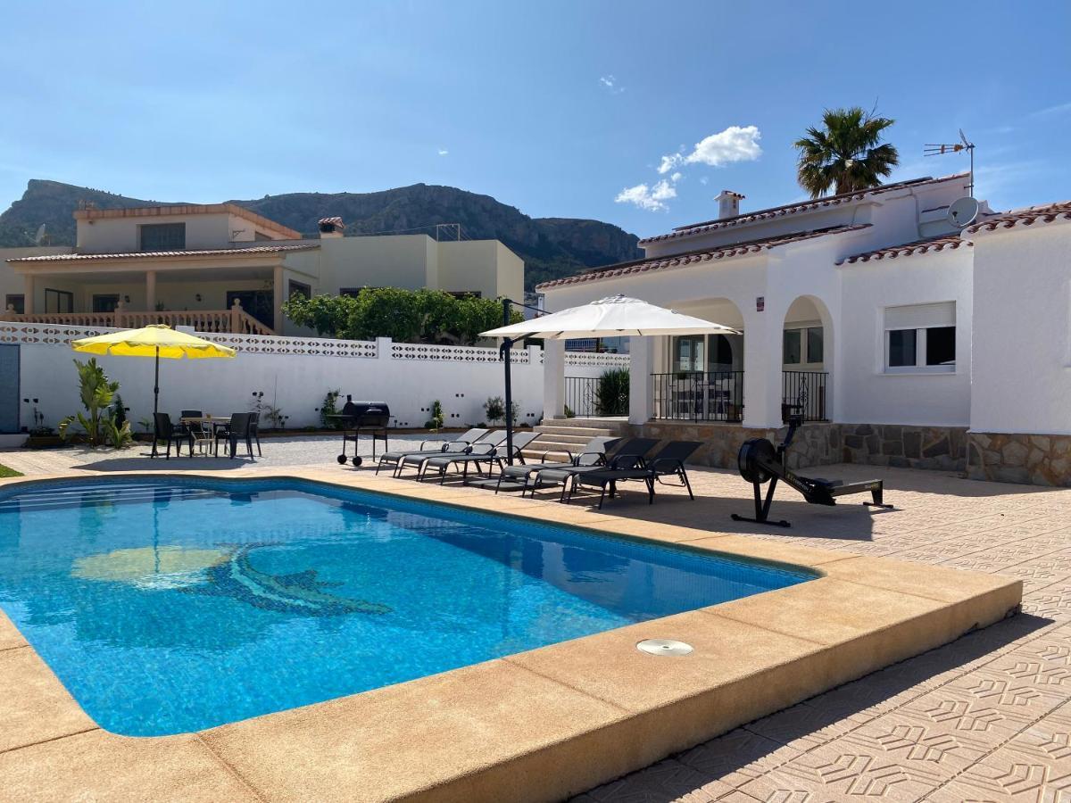 Villa Con Piscina, Soleada, Tranquila Y Centrica Calp Dış mekan fotoğraf