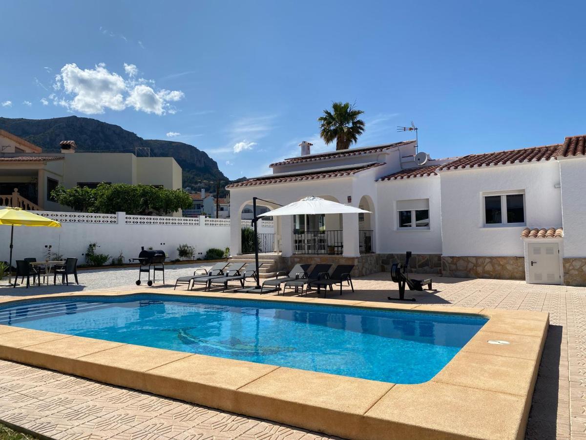 Villa Con Piscina, Soleada, Tranquila Y Centrica Calp Dış mekan fotoğraf