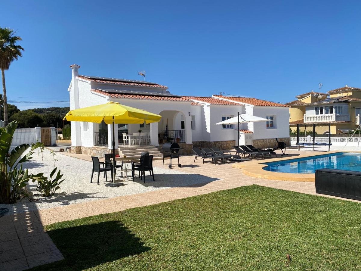 Villa Con Piscina, Soleada, Tranquila Y Centrica Calp Dış mekan fotoğraf
