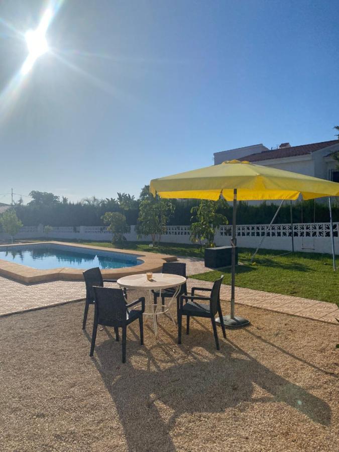 Villa Con Piscina, Soleada, Tranquila Y Centrica Calp Dış mekan fotoğraf