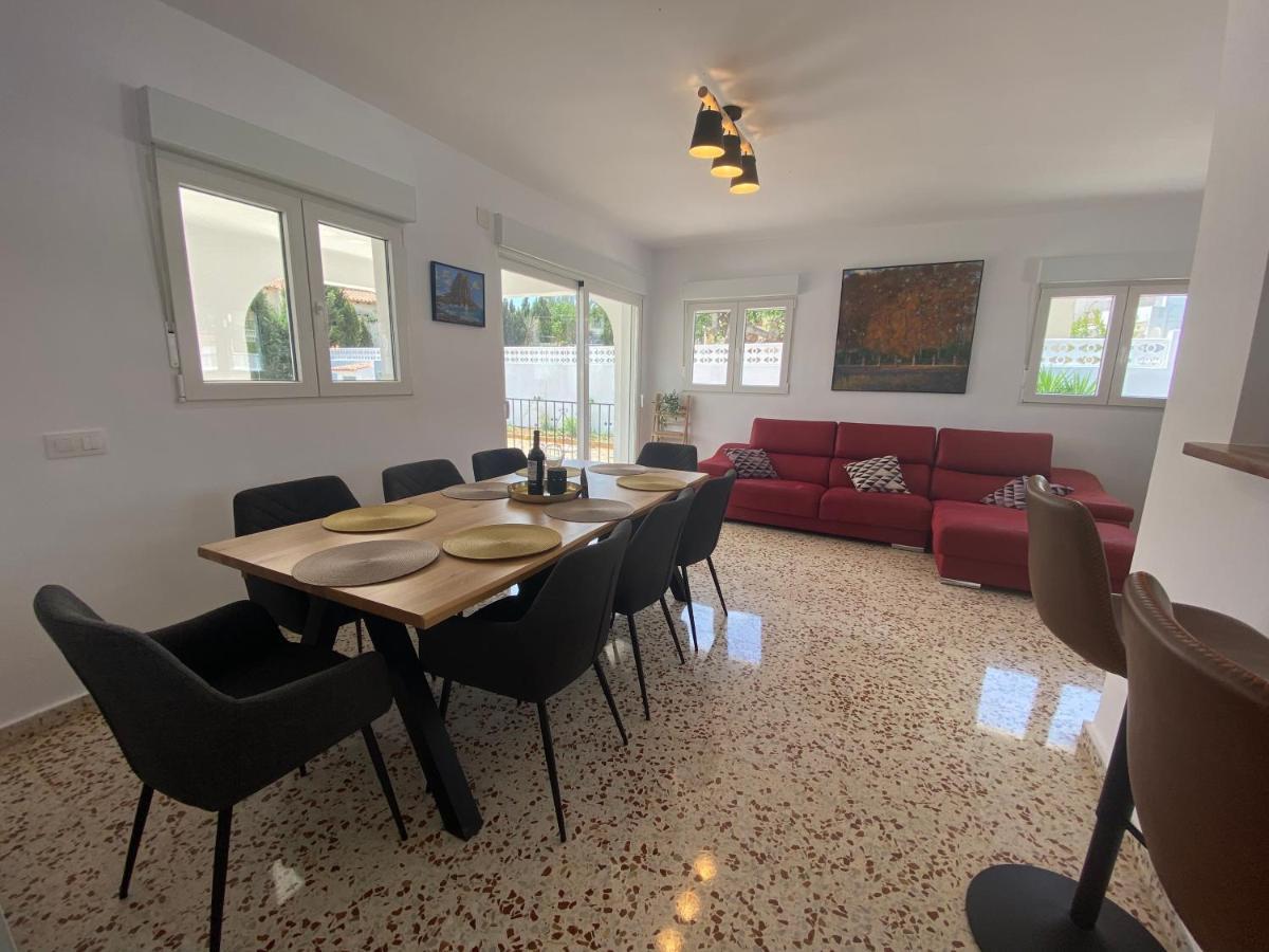 Villa Con Piscina, Soleada, Tranquila Y Centrica Calp Dış mekan fotoğraf