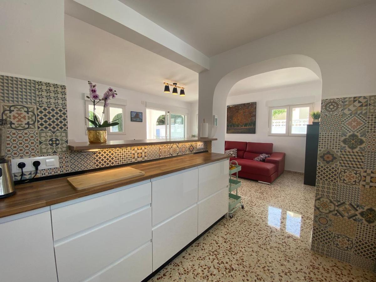 Villa Con Piscina, Soleada, Tranquila Y Centrica Calp Dış mekan fotoğraf