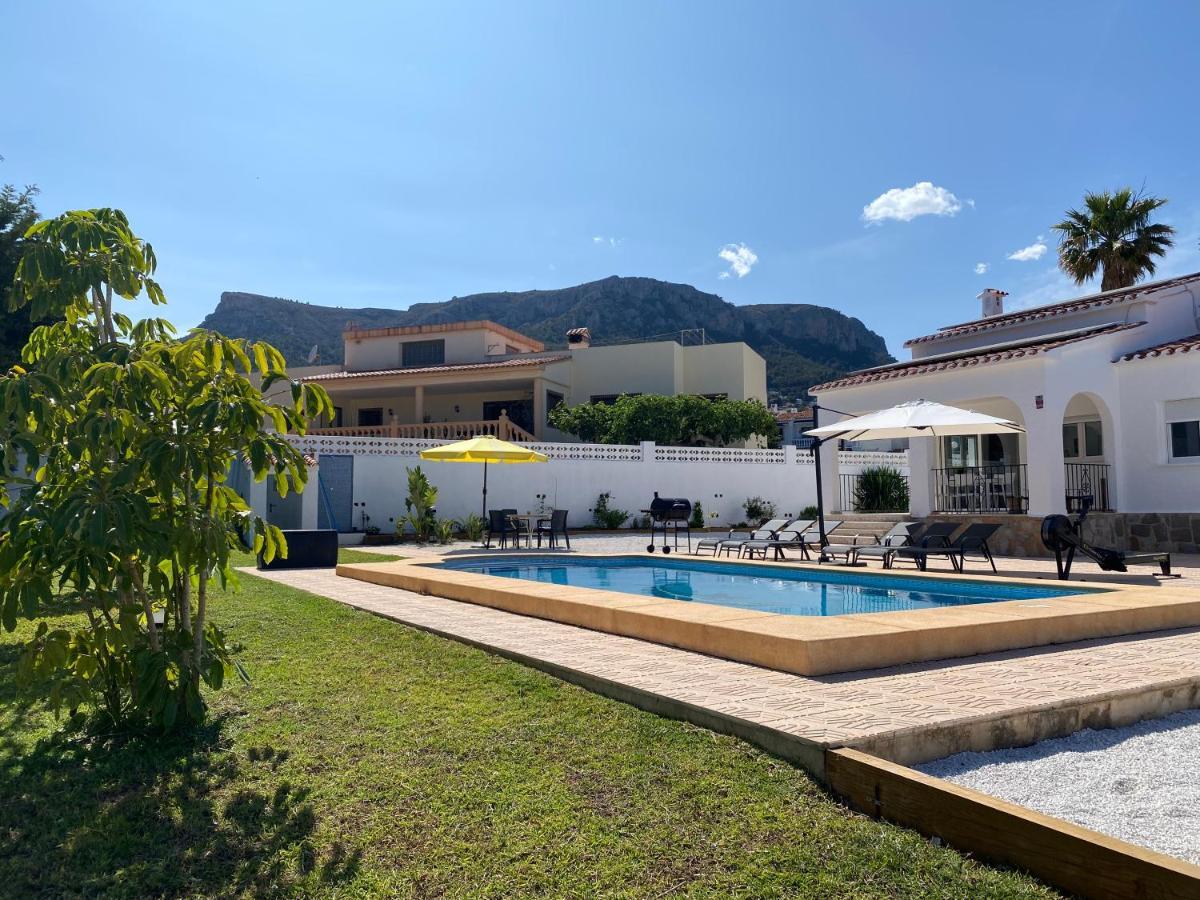 Villa Con Piscina, Soleada, Tranquila Y Centrica Calp Dış mekan fotoğraf
